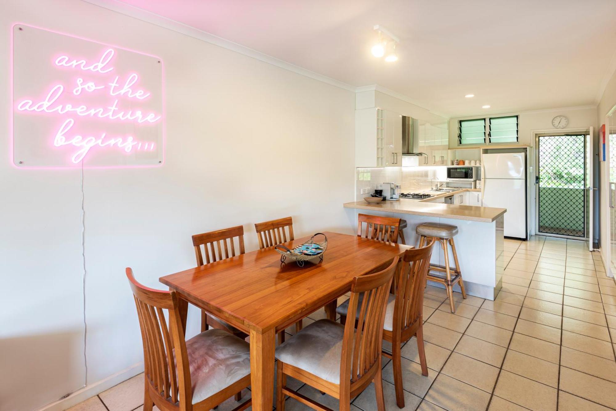 Poinciana Lodge - 2 Bedroom - On Hamilton Island By Hiha Екстер'єр фото
